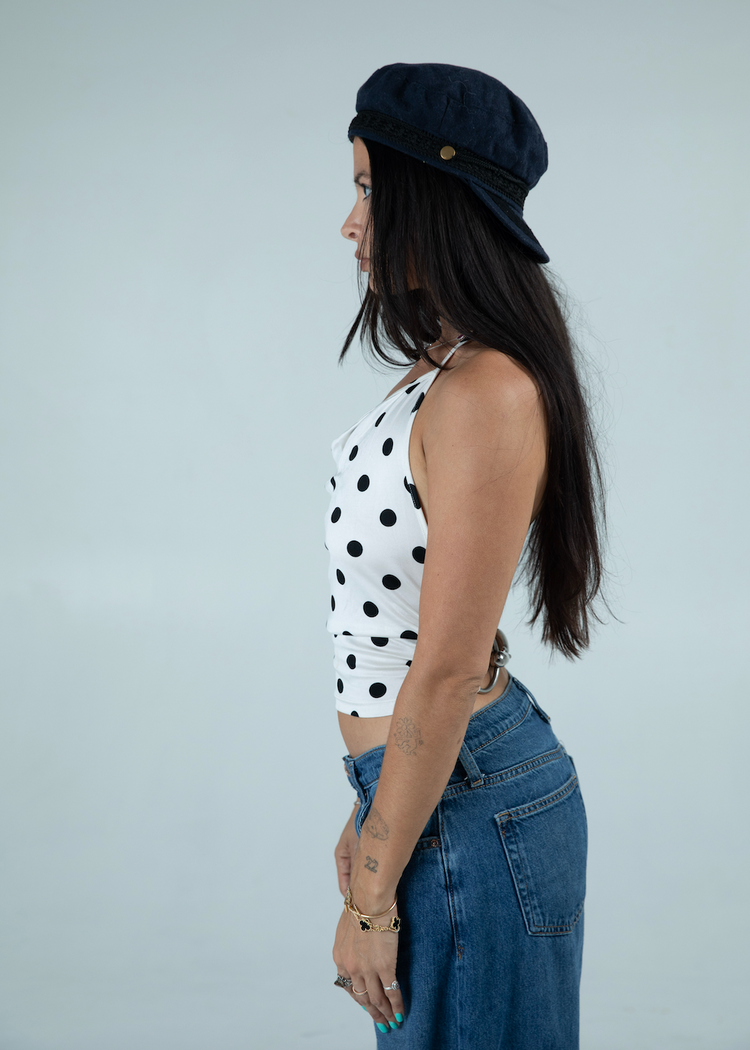 Bit top in polka dot from the side